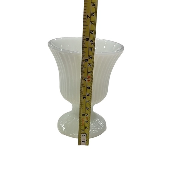 Milk Glass, White Glass, Ribbed Milk Glass, Ribbed Glass Pedestal Vase - Picture 5 of 6